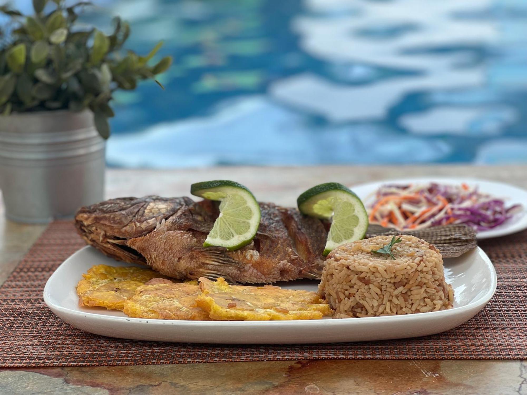 Hotel Boutique Chateau De La Mar Juan de Acosta ภายนอก รูปภาพ